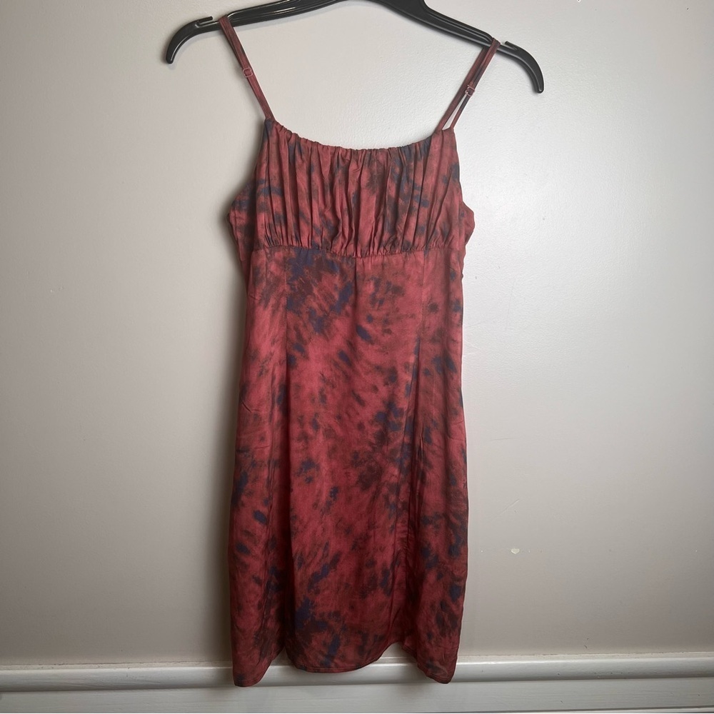 Olivaceous Rose Red & Blue Tie-Dye Patterned Spaghetti Strap Dress Size M, NWOT